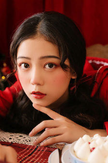 年轻的女教师免费观看